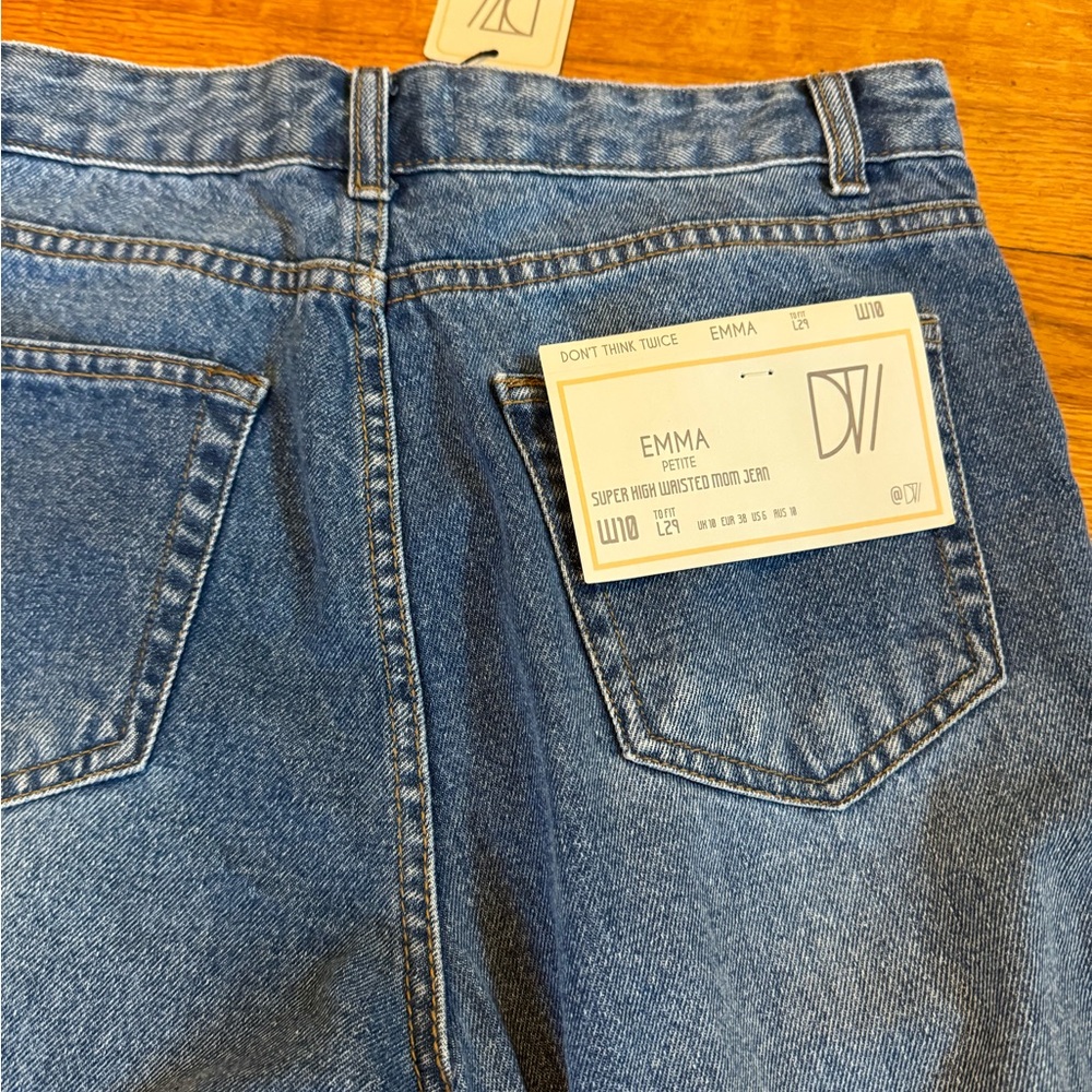 Brand New with Tags!!! Don’t Think Twice Womens cropped jeans